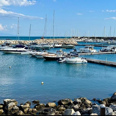 Salerno Mare E Luci Deluxe Apartment ภายนอก รูปภาพ