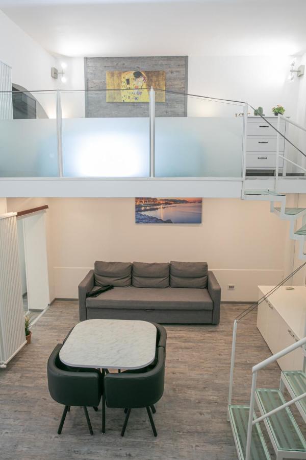 Salerno Mare E Luci Deluxe Apartment ภายนอก รูปภาพ