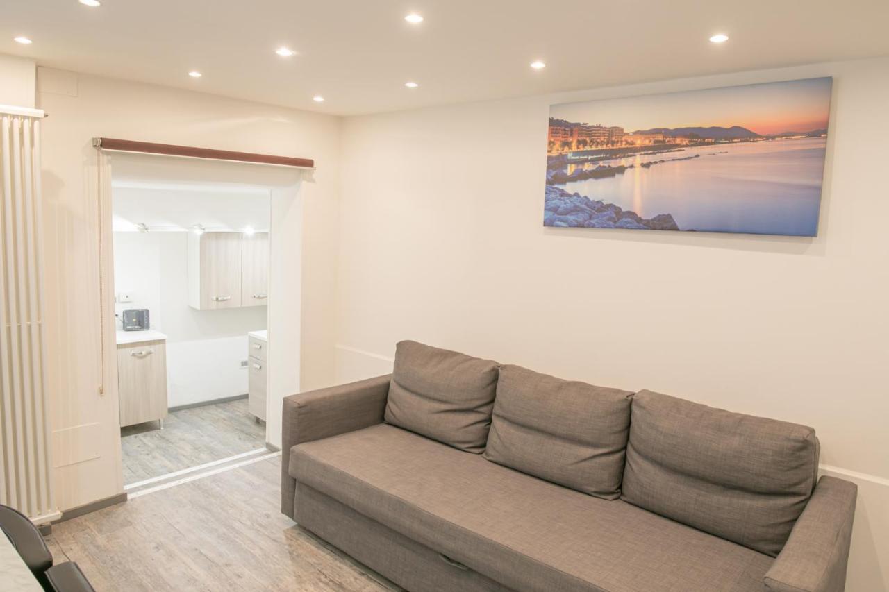Salerno Mare E Luci Deluxe Apartment ภายนอก รูปภาพ