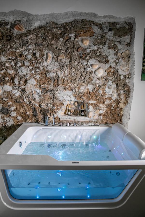 Salerno Mare E Luci Deluxe Apartment ภายนอก รูปภาพ