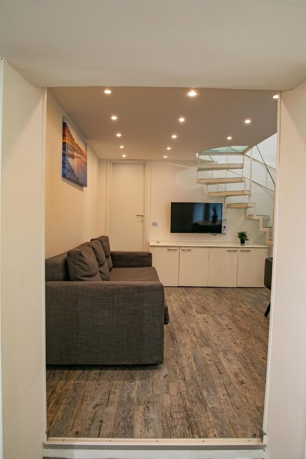 Salerno Mare E Luci Deluxe Apartment ภายนอก รูปภาพ