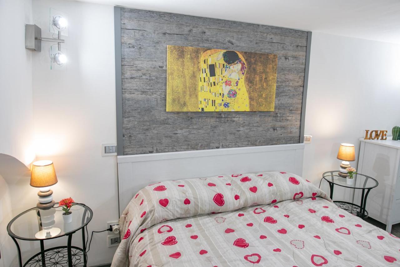 Salerno Mare E Luci Deluxe Apartment ภายนอก รูปภาพ