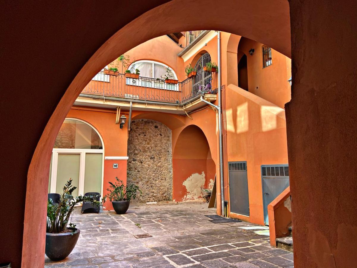 Salerno Mare E Luci Deluxe Apartment ภายนอก รูปภาพ